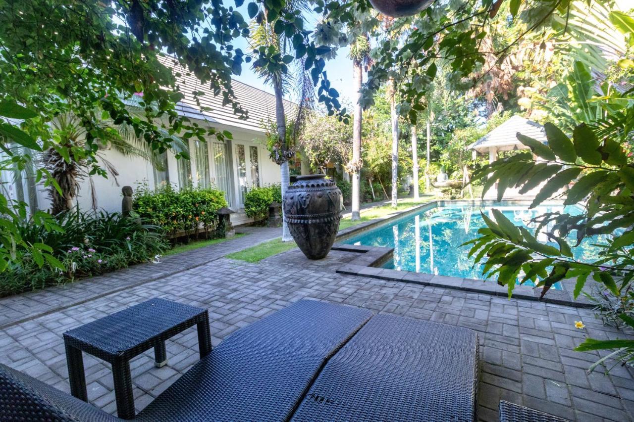 Mari Camplung Tanduk Wisma tamu Seminyak (Bali)